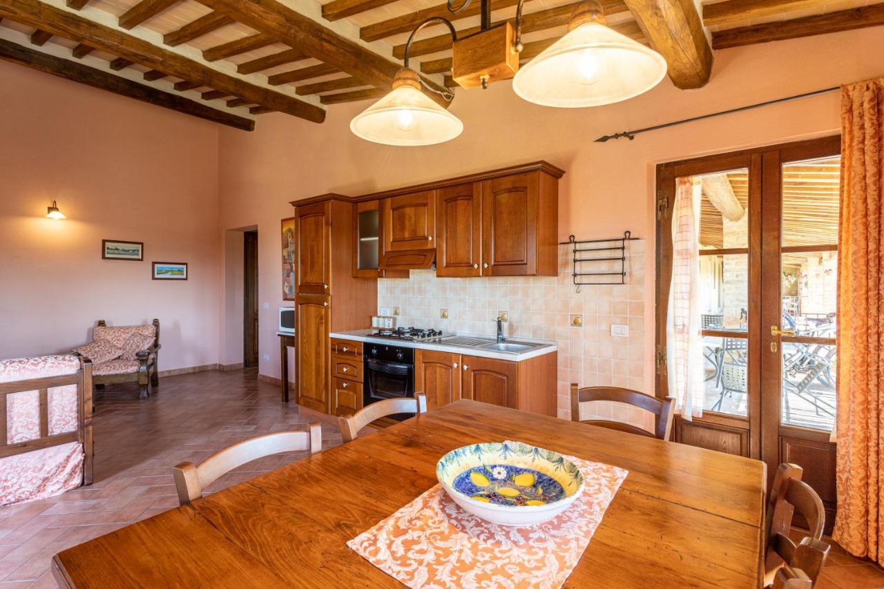 Agriturismo S. Eurosia Montalcino Luaran gambar