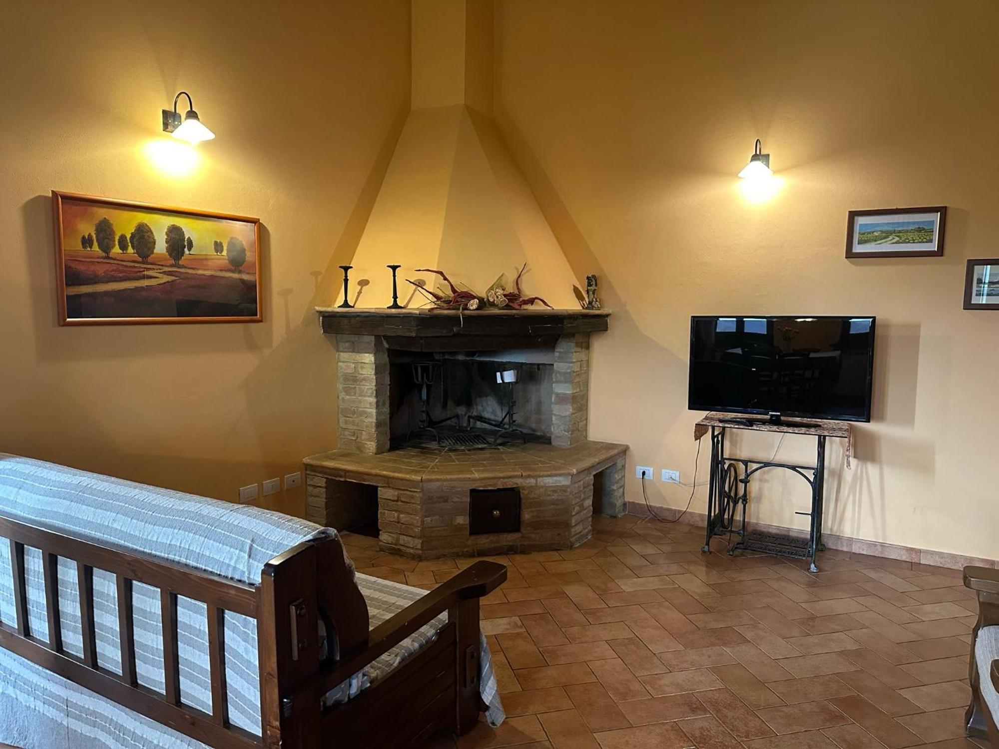 Agriturismo S. Eurosia Montalcino Luaran gambar
